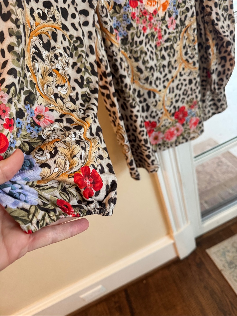 Johnny Was Cream Leopard Print Long Sleeve Top with Multicolor Floral Motif-L - Picture 4 of 5
